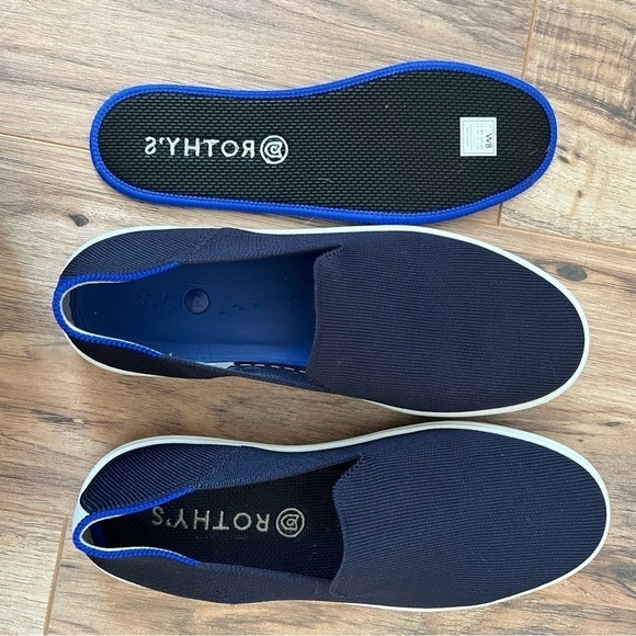 Rothy’s The Original Slip On Sneaker in Navy - Picture 9 of 10